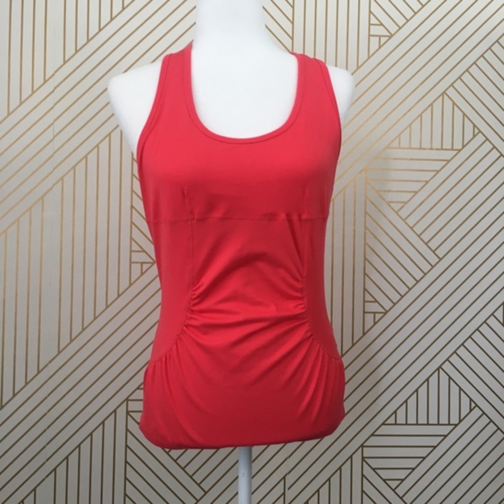 ⭐️ $5 Core by Andrea Jovine athletic tank ruched